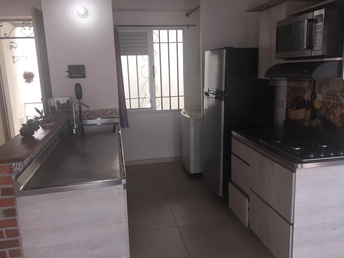 Apartamento Lof, Duplex, Iluminado, Bueno , Centrico Y Bien Ubicado En Laureles Estadio Medellin Colombia